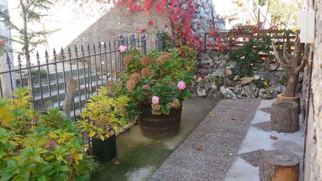 Ksenonas Chrusovitsi Hotel Khrisovitsion ภายนอก รูปภาพ